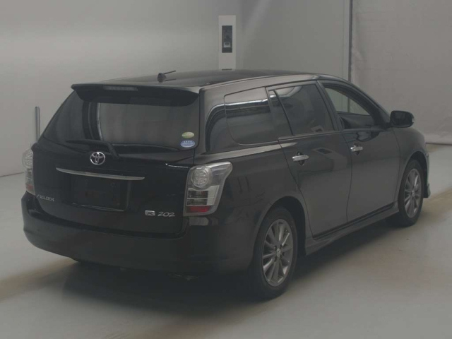 Toyota Corolla Fielder 2011 - MDK Japan