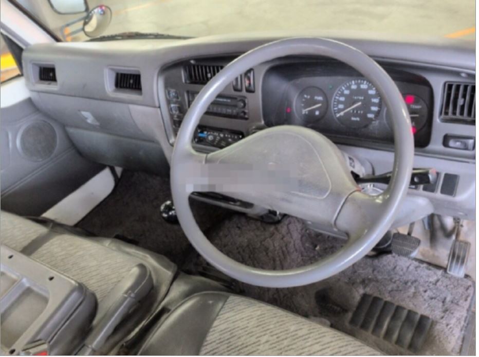 Nissan Caravan 1999 - MDK Japan