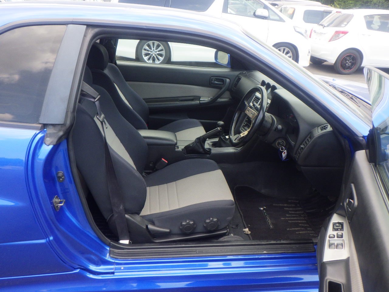 Nissan Skyline 2000 - Photo 44
