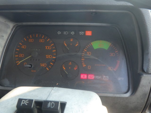 Mitsubishi Canter 1988 - Photo 17