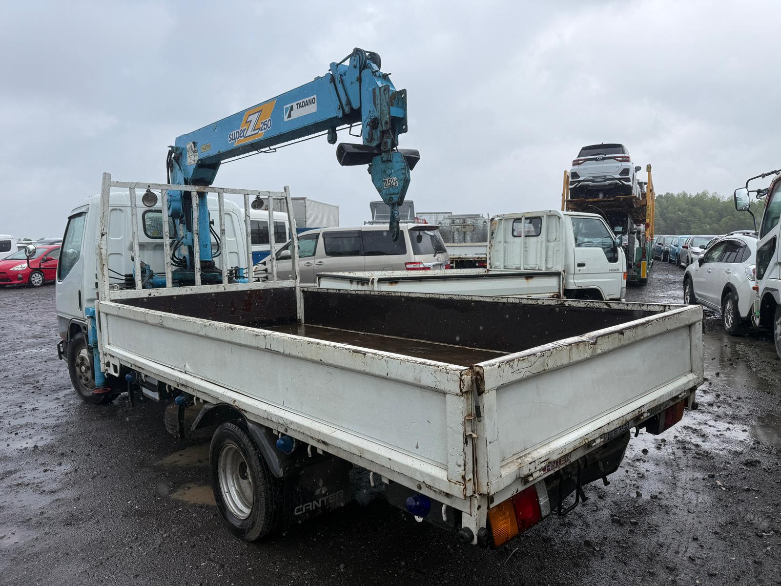 Mitsubishi Canter