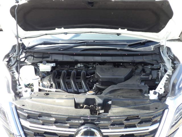 Nissan Serena 2022 - Photo 3