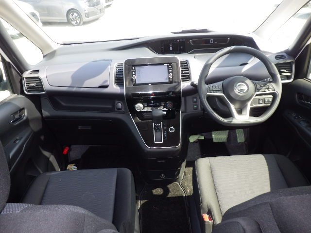 Nissan Serena 2022 - Photo 24
