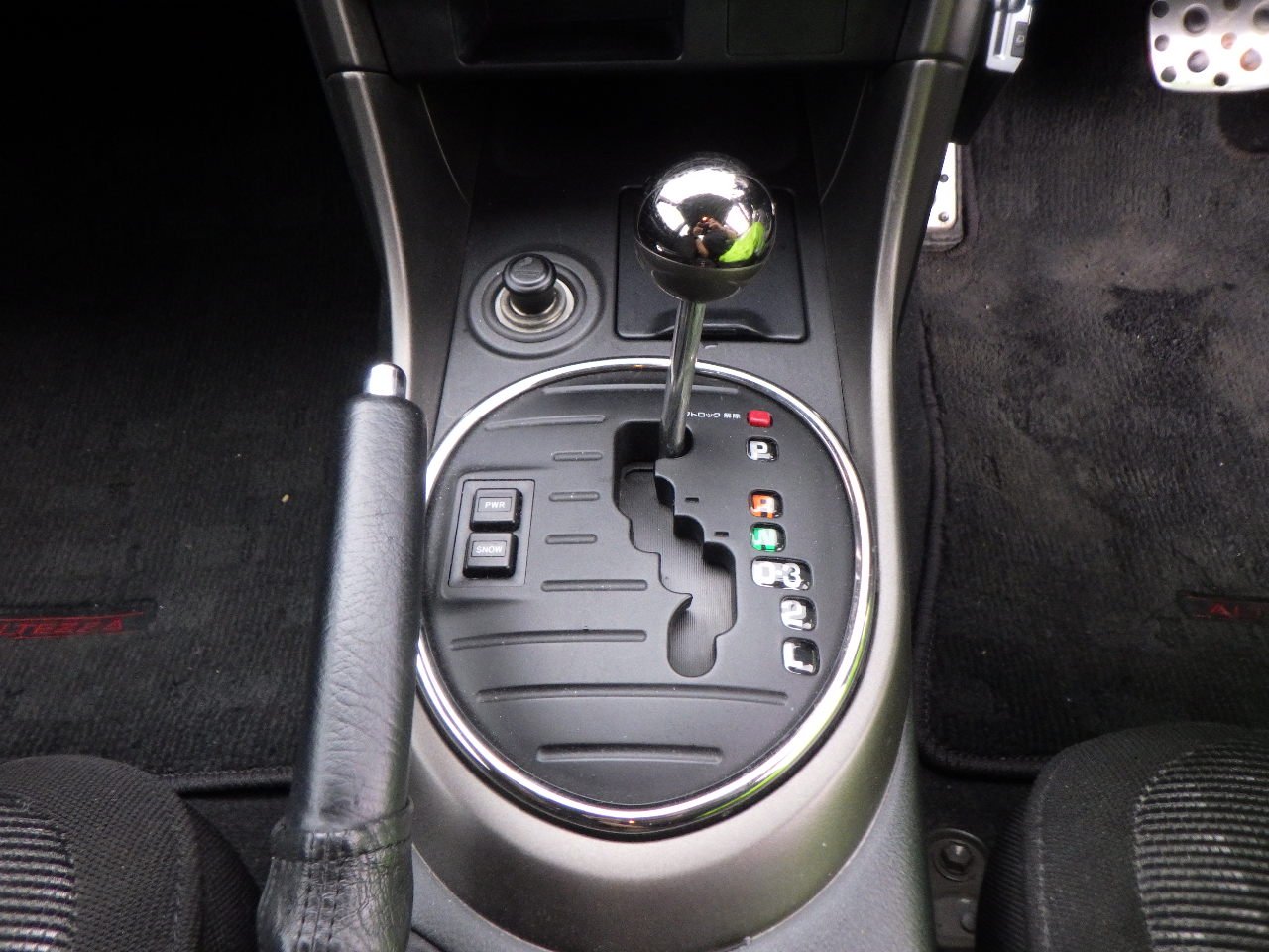 Toyota Altezza 1999 - Photo 24