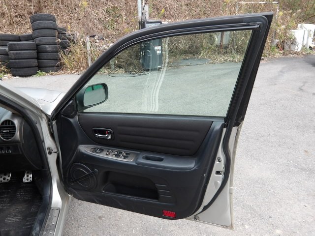 Toyota Altezza 2000 - Photo 11