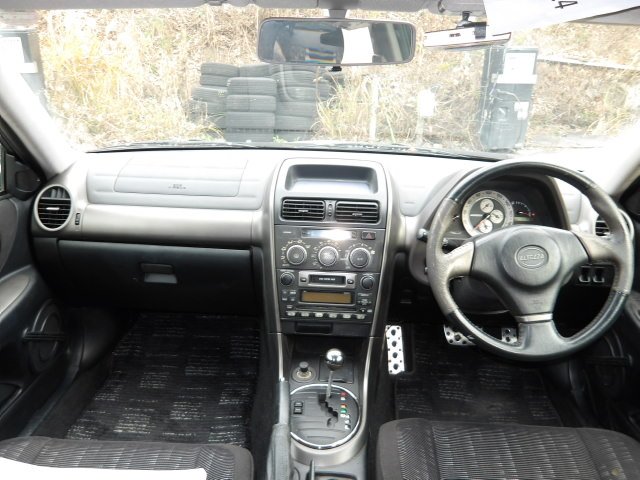 Toyota Altezza 2000 - Photo 12