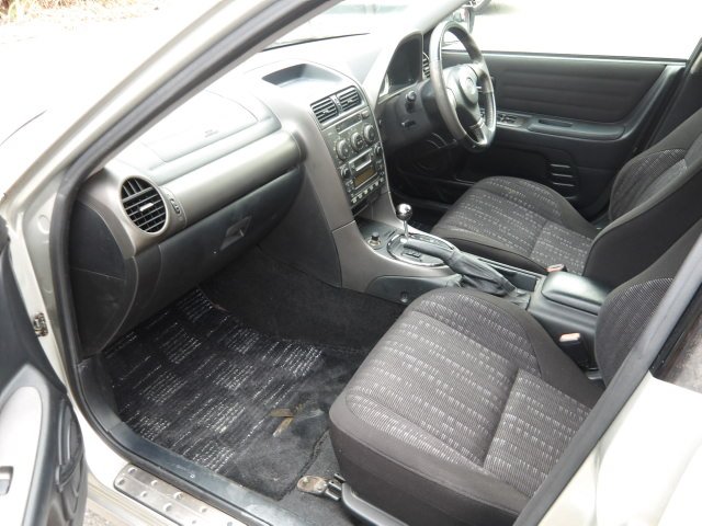 Toyota Altezza 2000 - Photo 18