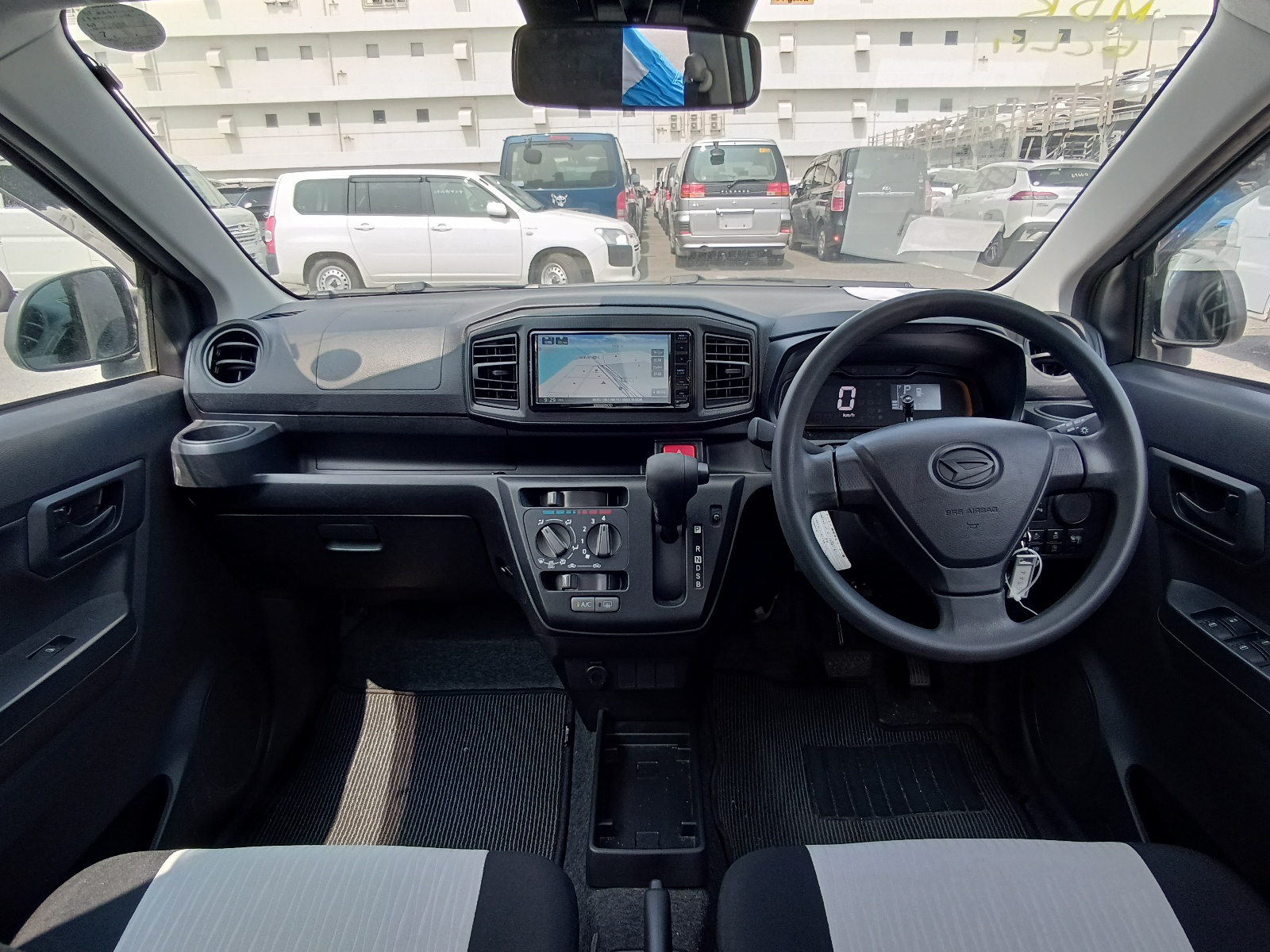 Daihatsu Mira E S 2023 - Photo 15