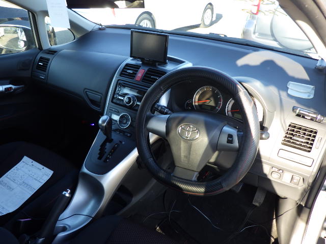 Toyota Auris 2009 - Photo 8