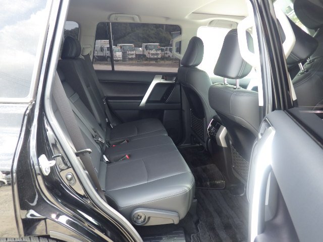Toyota Land Cruiser Prado 2021 - Photo 11