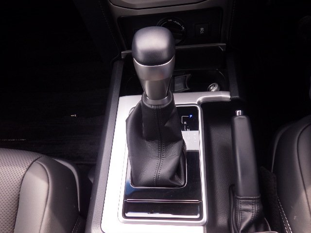 Toyota Land Cruiser Prado 2021 - Photo 25
