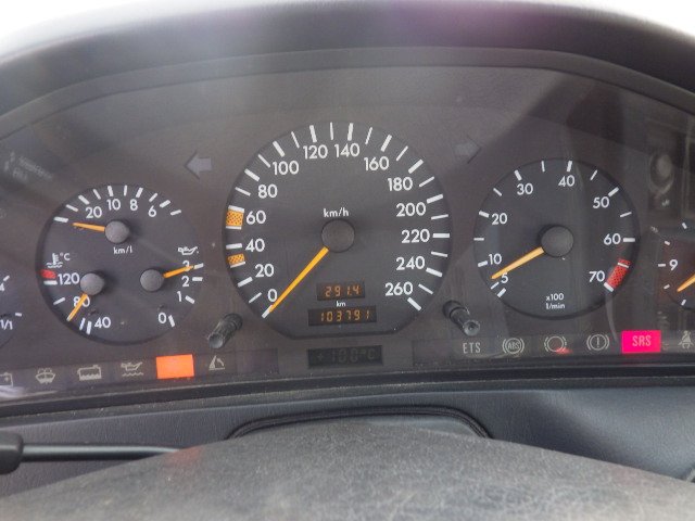 Mercedes Benz Sl Class 1995 - Photo 10